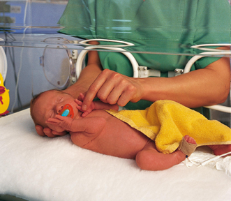 [Translate to Français:] NUK soothers for clinics with neonatal wards