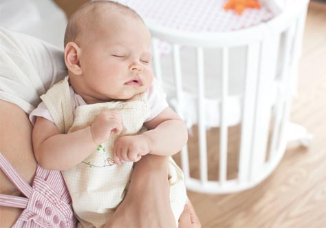 [Translate to Français:] breastfeeding mother